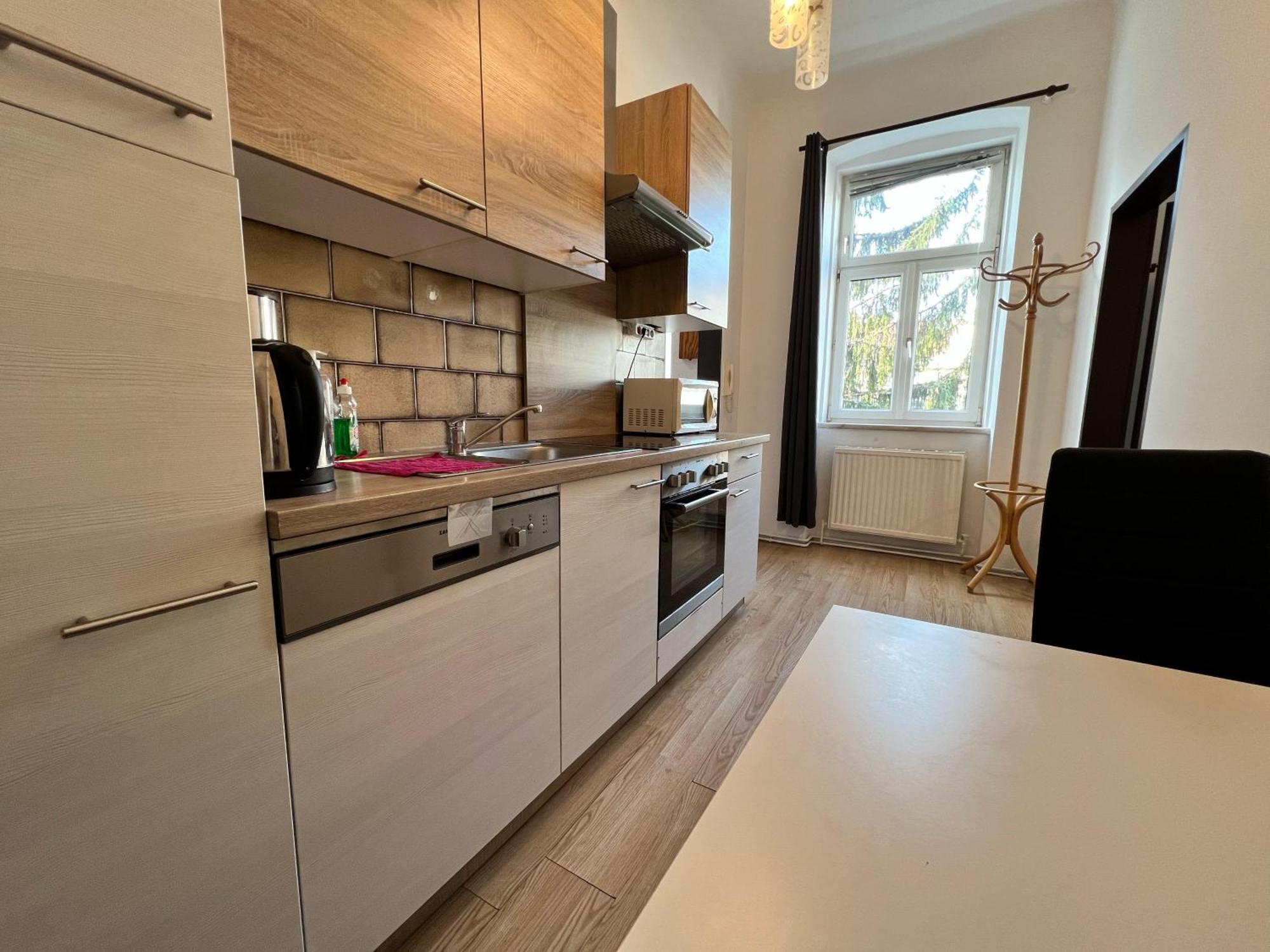 Welcoming 3br Shared Apt-near Bahnhof Meidling Appartement *